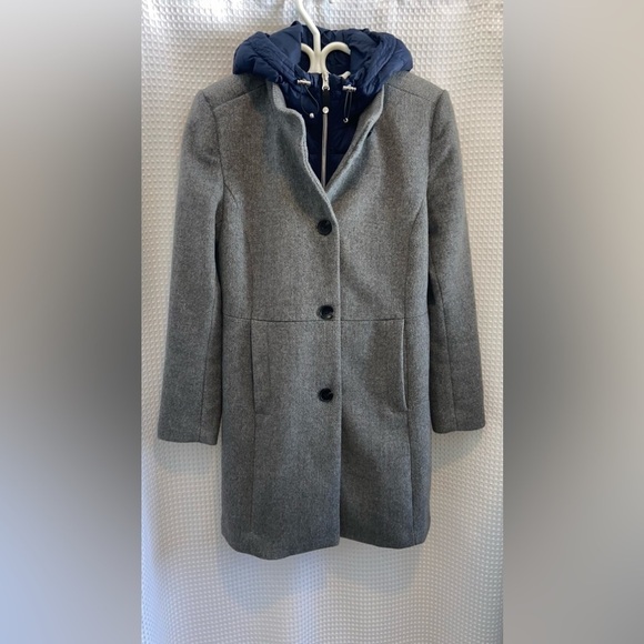 Women’s AKA wool blend gray midi coat with front zip-in bib size medium - Picture 3 of 13